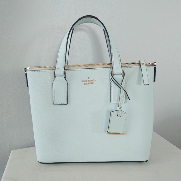 Hello! About me & My closet - Picture 11 of 12